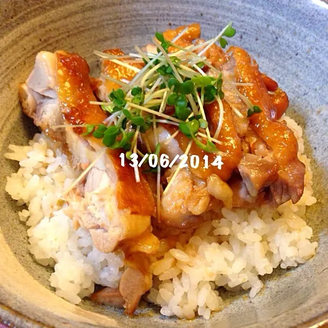 Snapdishの料理写真:照り焼きチキン丼|友さん