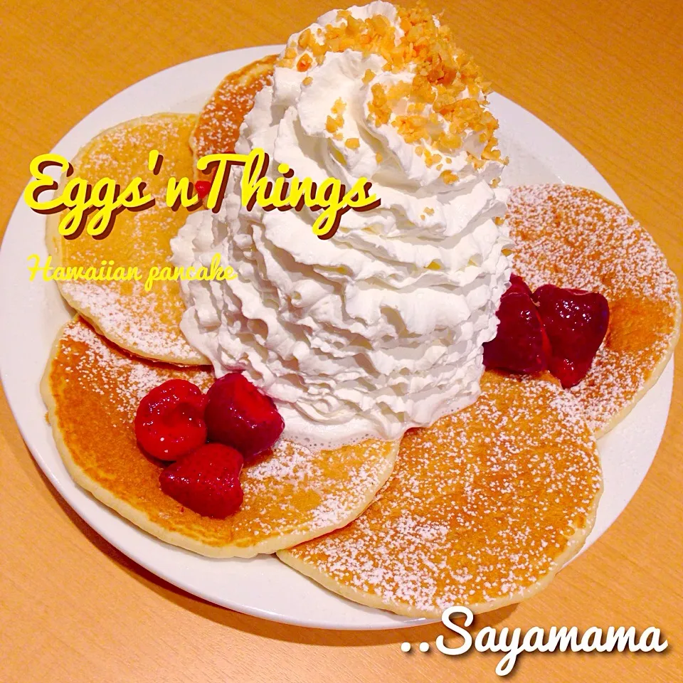 Eggs'nThingsのストロベリーパンケーキ٩(♡ε♡ )۶|sayamamaさん