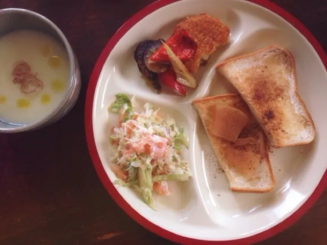 Snapdishの料理写真:今日の朝食|まちまちこさん