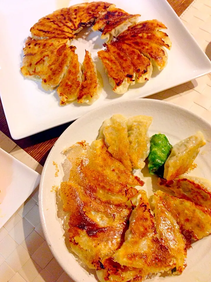 Snapdishの料理写真:今日は餃子でーす😍✨|まみりんごさん