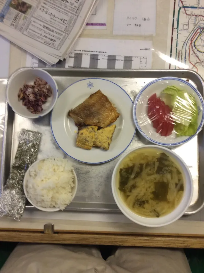 卵焼きと魚焼きと野菜|Itabashi Tetsuyaさん