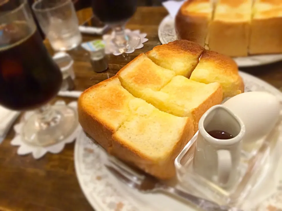 ホットケーキとアサイーボウル♡|さやかさん