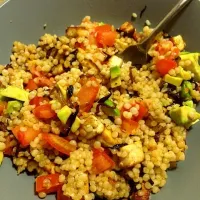 Snapdishの料理写真:Israeli Couscous, Organic Tofu, Shallots and Tomatoes