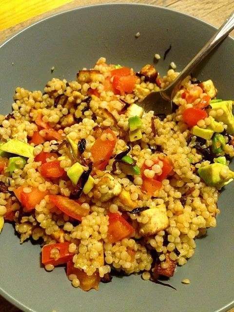 Israeli Couscous, Organic Tofu, Shallots and Tomatoes|georgianaさん