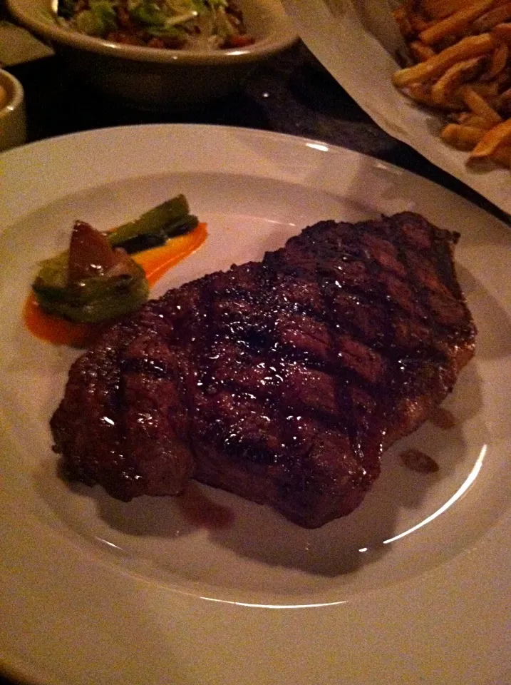 Snapdishの料理写真:Dry aged New York Strip|Juliee ~ ジュリーさん