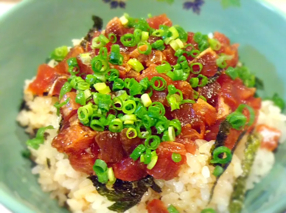 Snapdishの料理写真:コロコロ鰹の漬け丼★|RIEママさん