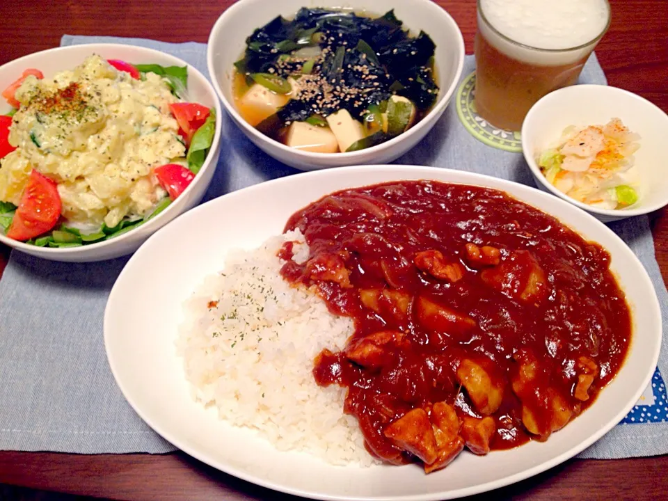 チキンカレー＊わさびマヨポテトサラダ＊ワカメと豆腐のスープ(^o^)|basilさん