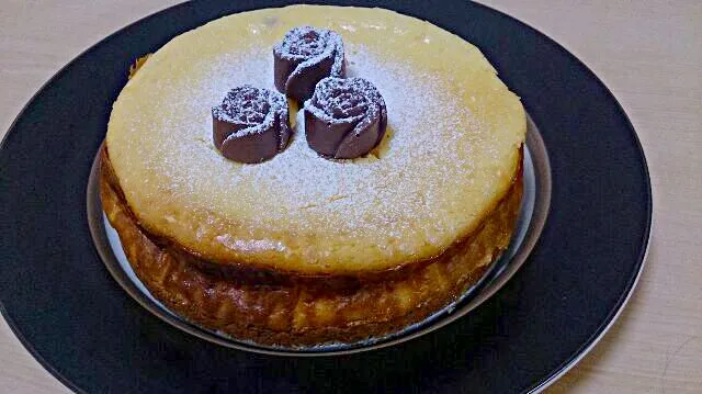 チーズケーキのトップがひび割れて、チョコレートで隠しましたが・・(ーー;)|lemonadeさん