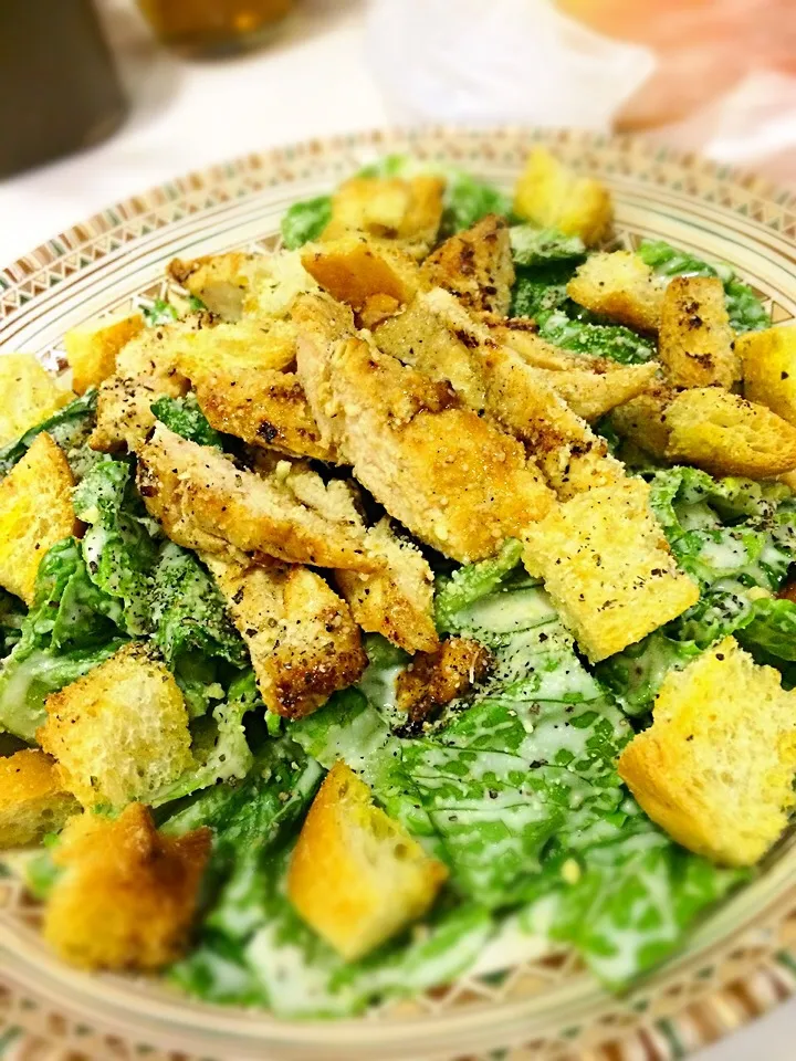 Caesar salad with roasted chicken|jneejneeさん