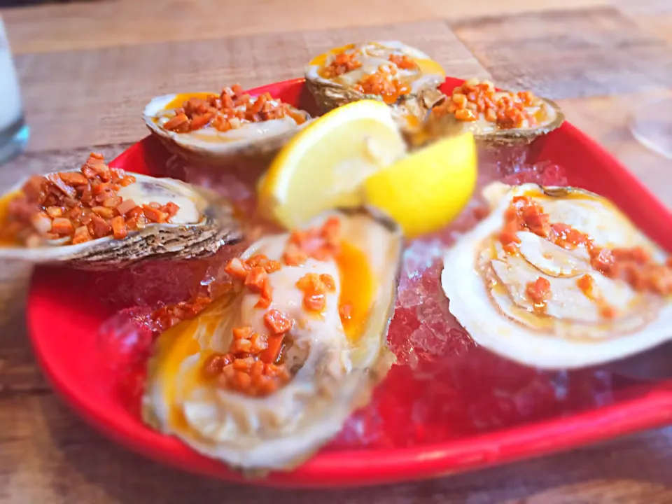 Basque oysters.|Akiko Nishimaeさん