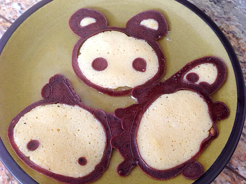 Snapdishの料理写真:Hello Kitty and Kawaii Pancakes|Cheryl Melnickさん