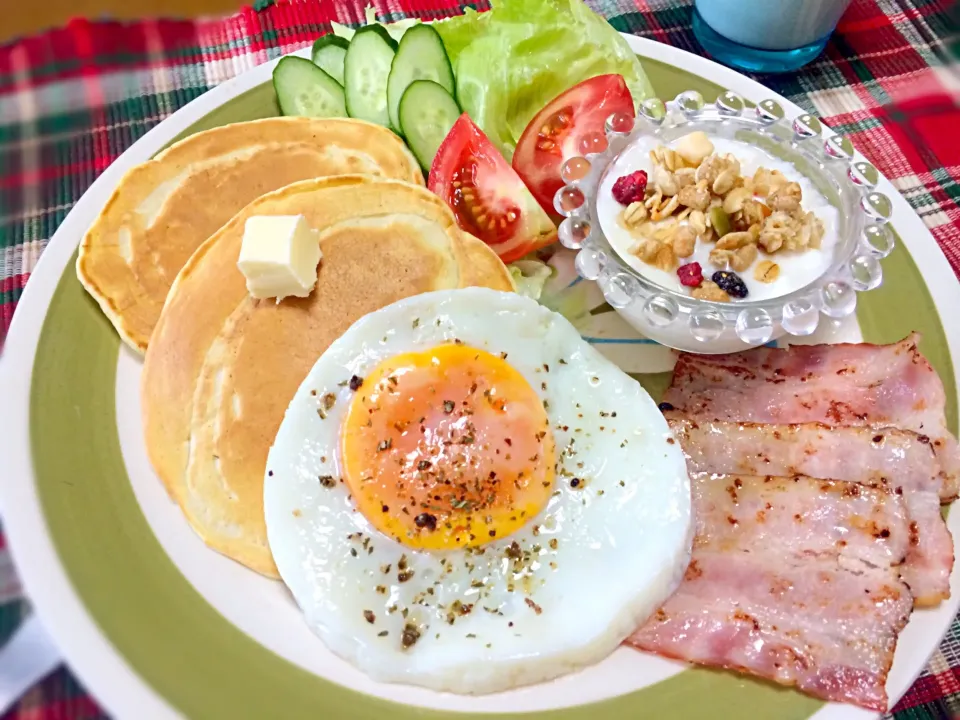 朝食パンケーキプレート☆|🍎ゆかりんご🍎さん