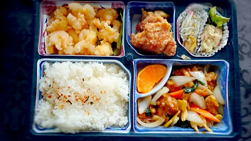 今日のお昼ご飯♪中華料理屋さんの定食弁当～|yokoさん