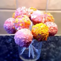 Snapdishの料理写真:Homemade cake pops!