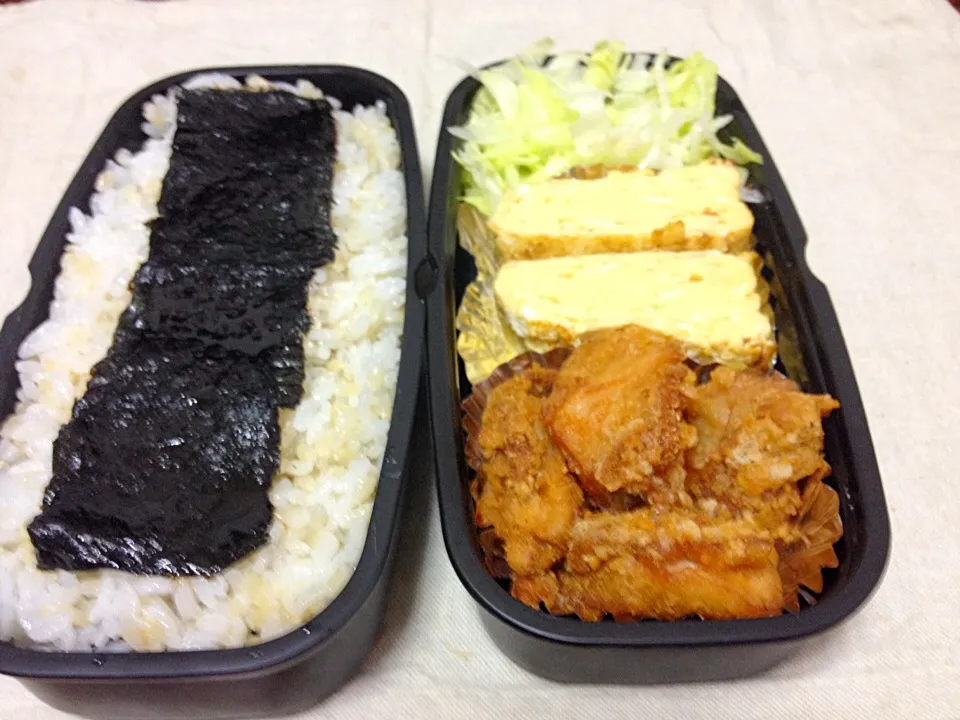 Snapdishの料理写真:【旦那用】唐揚げ海苔弁当|糸町たつこさん