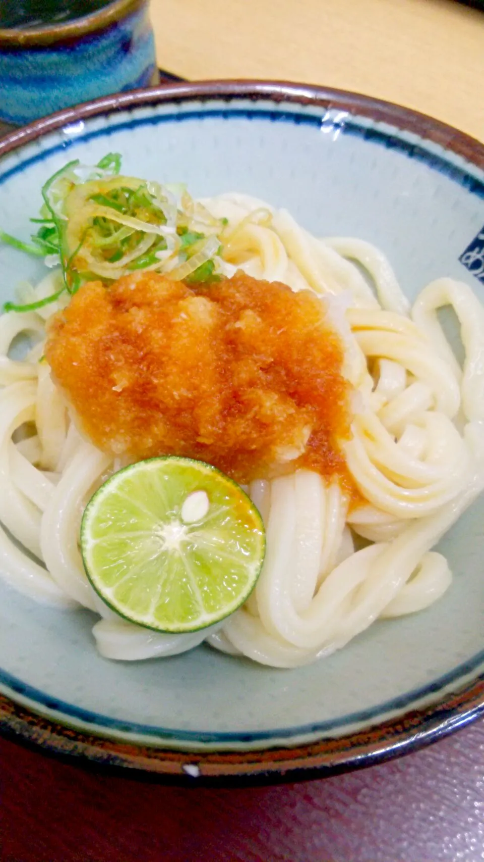 すだちおろし冷しうどん＠外食 

法要後の中華が
まだお腹でこなれてないので
うどん1杯でもツラいｗ|まあるさん