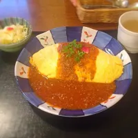 Snapdishの料理写真:チーズミートソースオムライス|naoさん