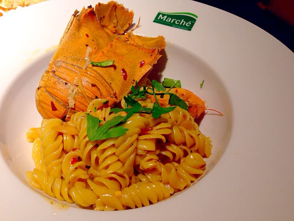 Crayfish and prawn aglio olio penne|sgさん