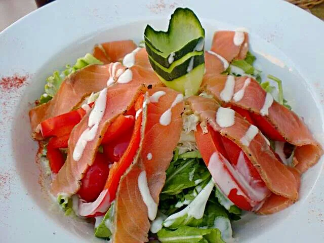 Smoke Salmon Salad|Tya LaCroaziaさん