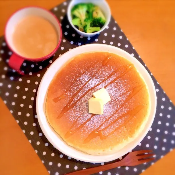 Snapdishの料理写真:月曜の朝はパンケーキで♪|もなかさん