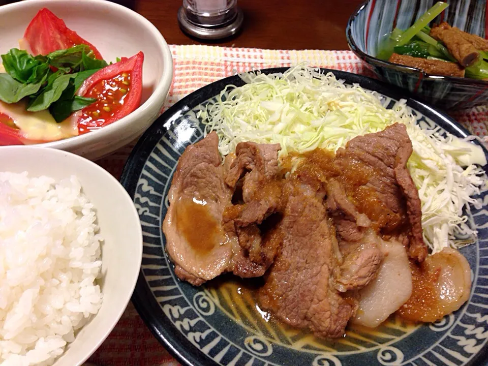 Snapdishの料理写真:豚肉の生姜焼き|愛ペガさん