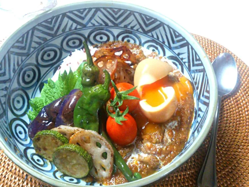 りりたんこぶさんの【取扱注意】炊飯器でとろとろ和牛スジカレー🍛京野菜添えで父の日カレー！|sakurakoさん