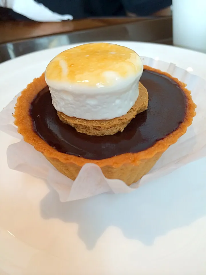 Another Sweet Treat: S'more Tart|Joyce Anne Alcantaraさん