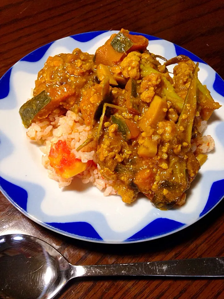 夏野菜カレーと完熟トマトまるごと炊き込みピラフ|mymamaさん