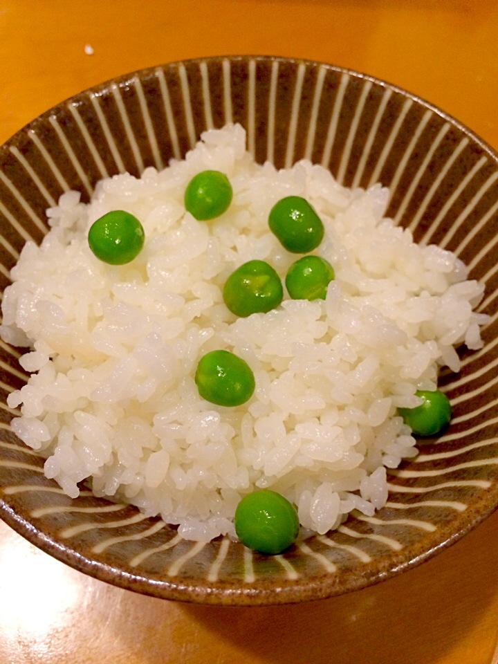 グリーンピースご飯