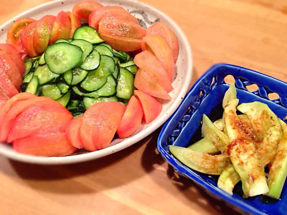 Snapdishの料理写真:茄子のレンジ蒸しおかかポン酢🍆採れたて夏野菜🍅|kazu★さん