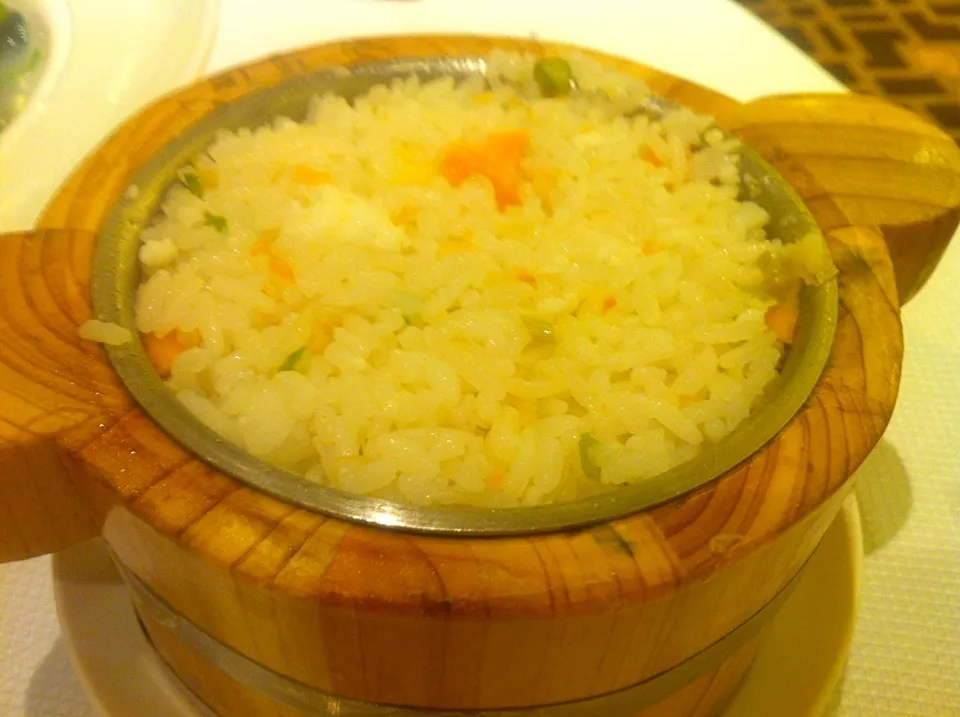 Smoked salmon & egg white rice in mini Woden pot|skyblueさん