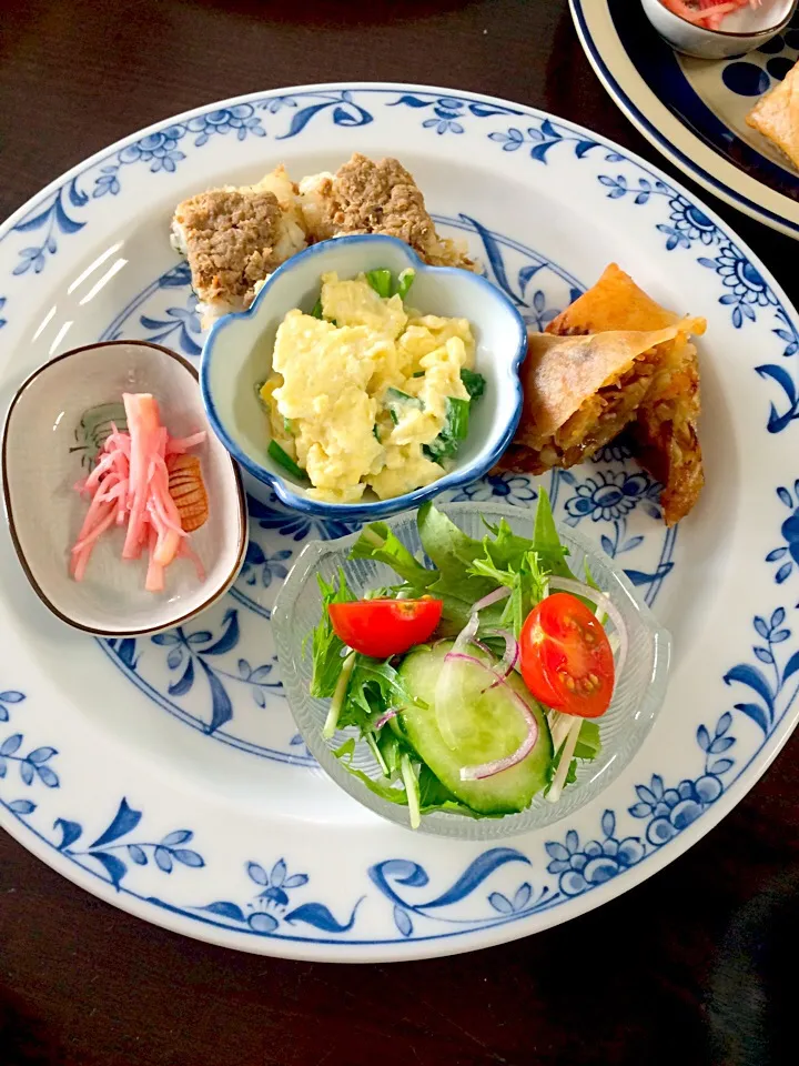 鯖の押し飯、揚げ春巻き|Juncoさん