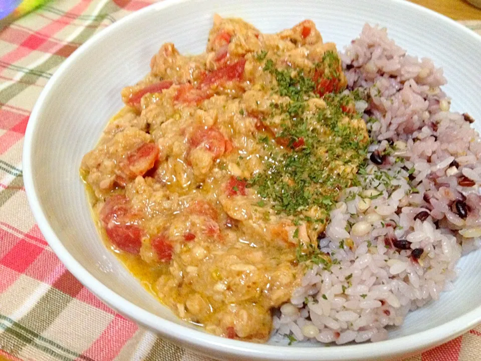 トマトとツナのキーマカレー|ハルさん