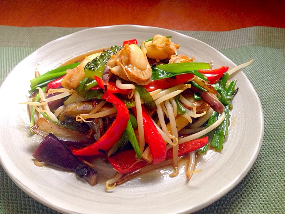 Oyster sauce Stir-fried vegetables&scallops🔥帆立と野菜のｵｲｽﾀｰｿｰｽ炒め|🌈Ami🍻さん