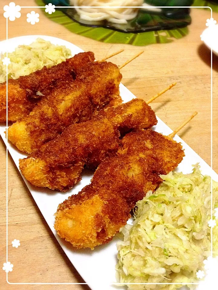 Snapdishの料理写真:くみさんさんの料理 やっぱソースカツ丼でしょ(^^)をソースポテトフライで💕with塩麹コールスローサラダ|かずきっちんさん