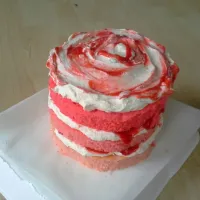 Ombre cake with vanilla and strawberry for my mother in laws birthday|Fe's kitchenさん