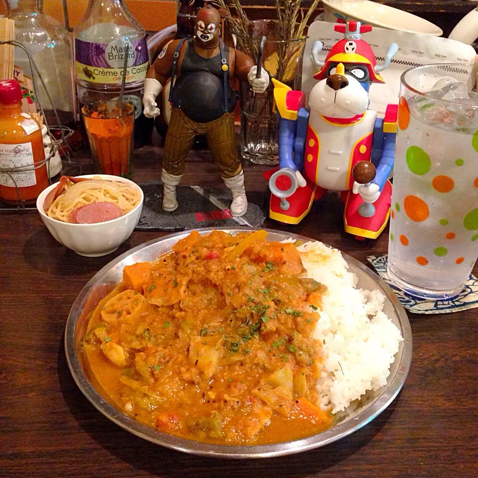 ワイルドカレー大盛り＆ミニ醤油焼きそば！😋🍛|Akiyuki Chinnen Sukiyaki Shiraishiさん