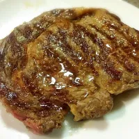 Snapdishの料理写真:Rib eye steak|pauline kateさん