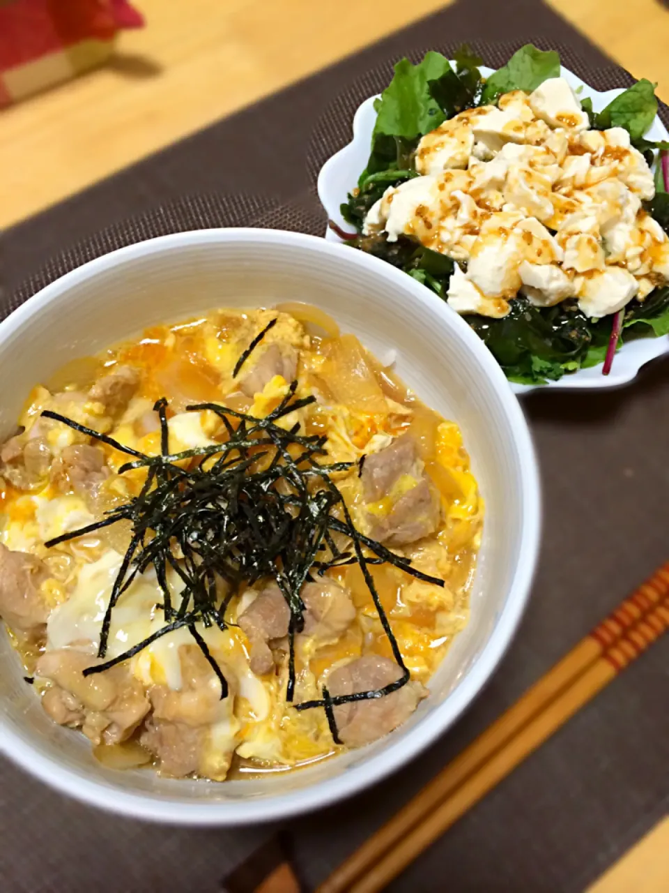 親子丼、豆腐とワカメのサラダ|misakiさん