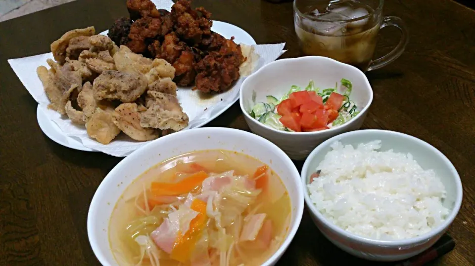 塩唐揚げ＆醤油糀の唐揚げ＆野菜スープ＆きゅうりとツナのサラダ|えっちゃんさん