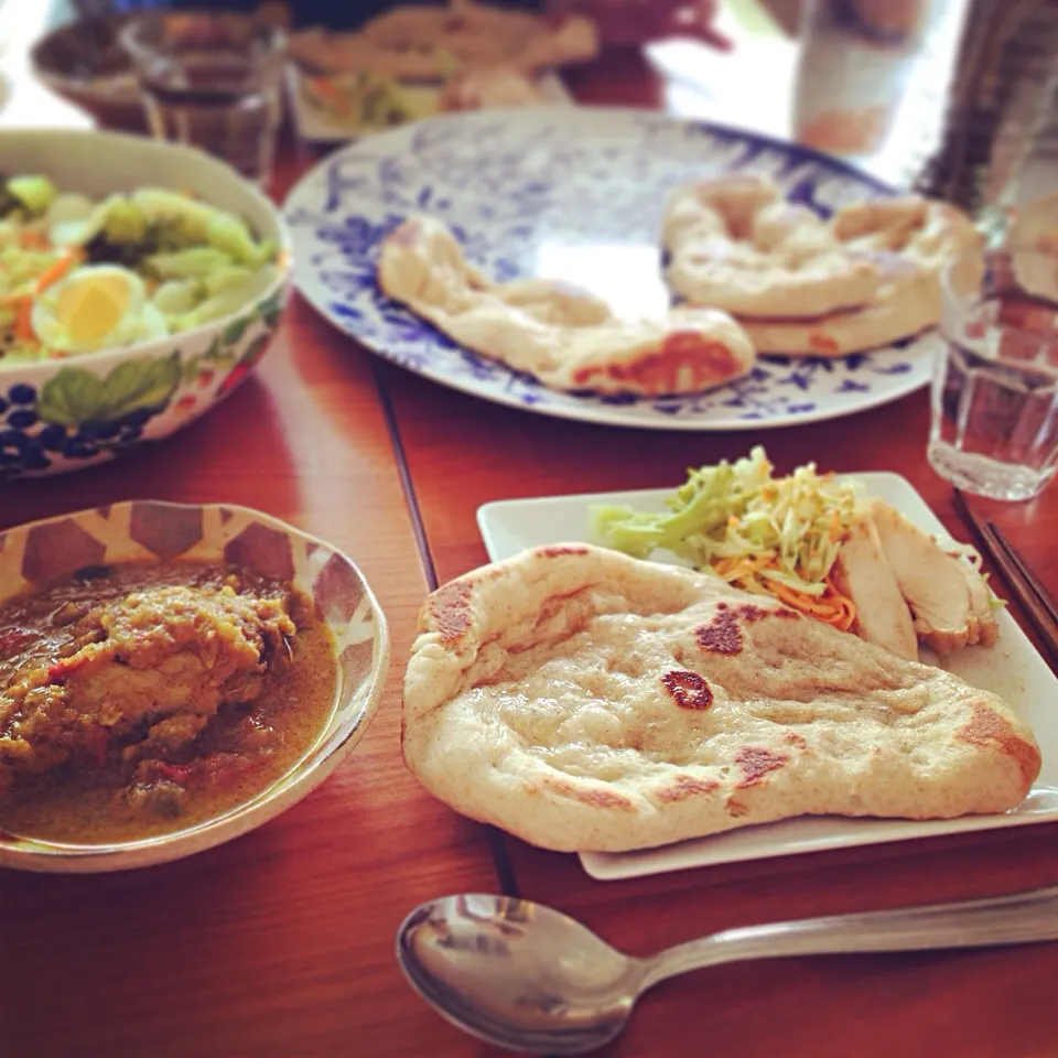 インドカレーが食べたくて、チキンカレー＆ナン|Satomi Cafeさん