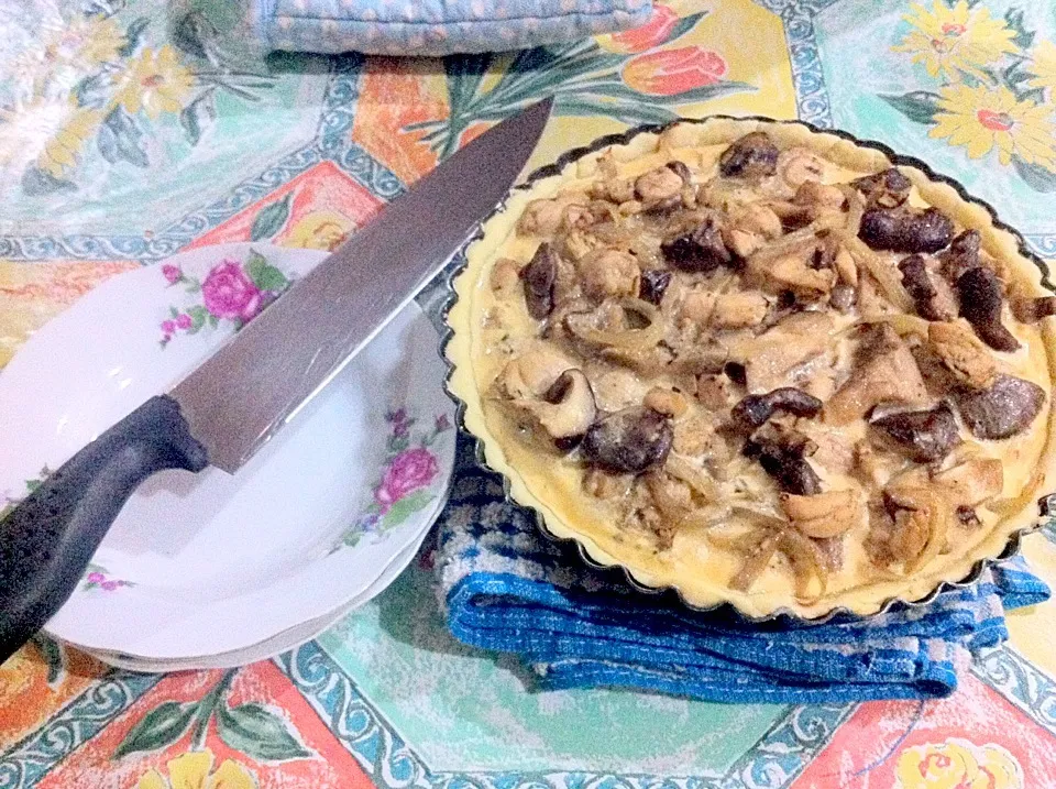 Mushroom Hummus pie|Muniiba Shahrol-Zakiさん