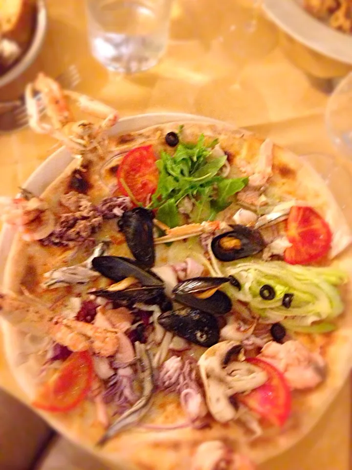 Seafood pizza!!|Tomoko Pratellesi Kurodaさん