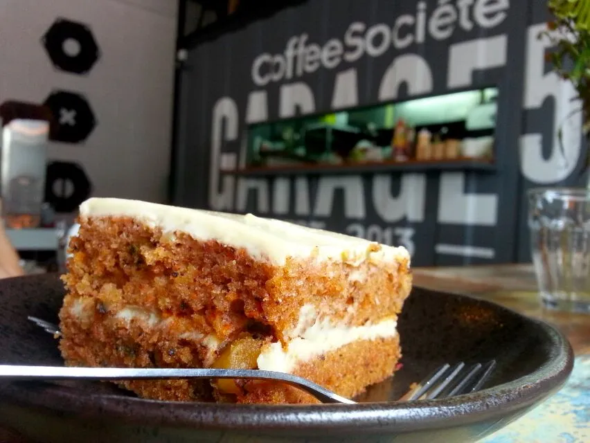 carrot cake at garage 51|korinoさん