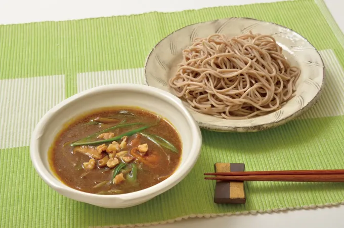 Snapdishの料理写真:ZEPPINと鶏肉のカレーつけ蕎麦|女神のマルシェ公式アカウントさん