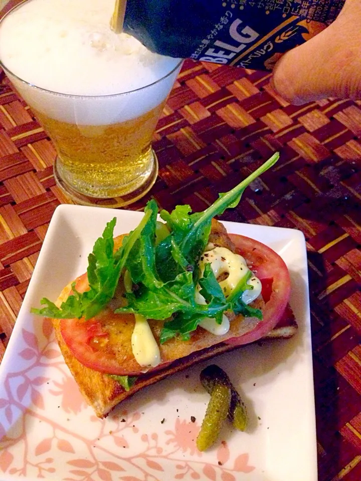 Open sandwich of fried chicken🍻ﾌﾗｲﾄﾞﾁｷﾝのｵｰﾌﾟﾝｻﾝﾄﾞ|🌈Ami🍻さん