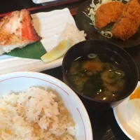 Snapdishの料理写真:魚定食|MOTOJIさん