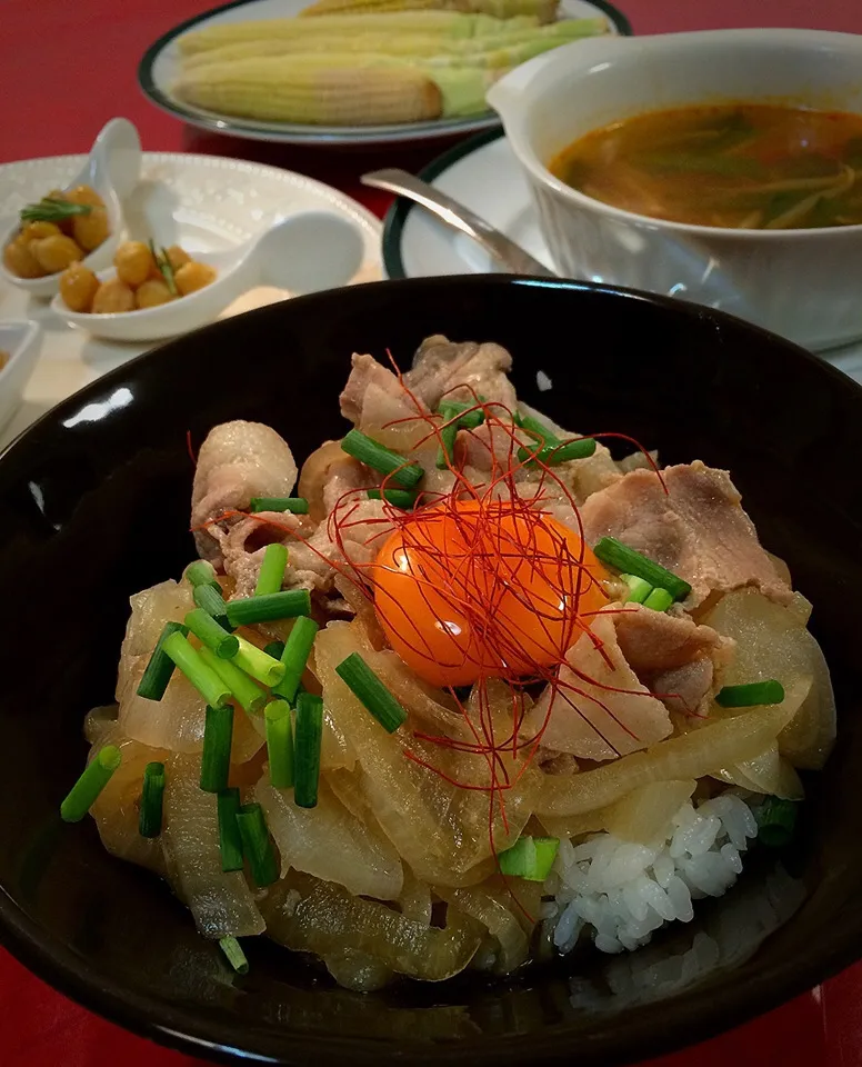 Snapdishの料理写真:ダシダで豚丼                              あのお店の味！！|志野さん