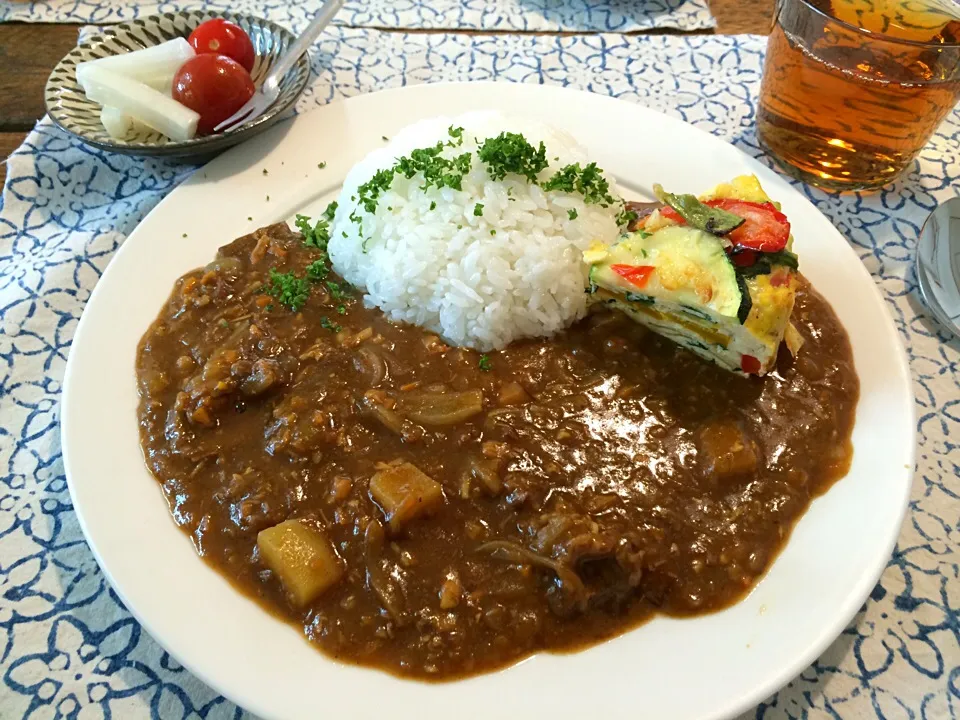 牛すじと淡路島の飴色玉ねぎカレー|buhizouさん