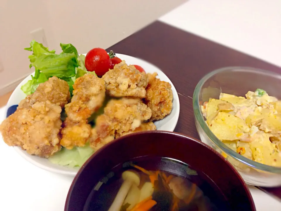 鶏のから揚げ、ポテサラ、澄まし汁|ちびいさん